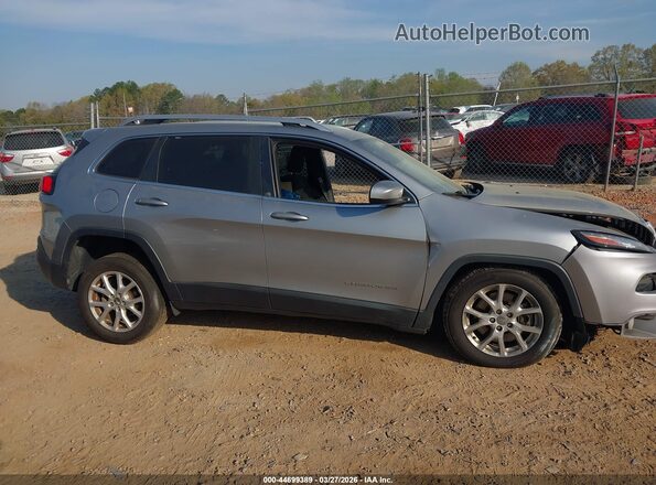 1C4PJLCBXHW573880 2017 JEEP CHEROKEE Silver უკანა სალონის ხედი