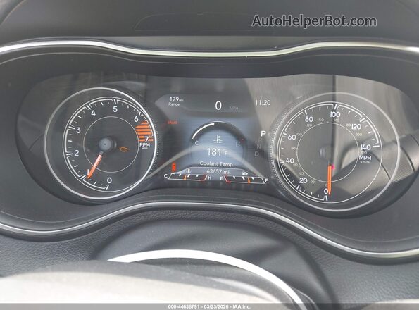 1C4PJLDB2KD377398 2019 JEEP CHEROKEE Gray Widok tylnych siedzeń