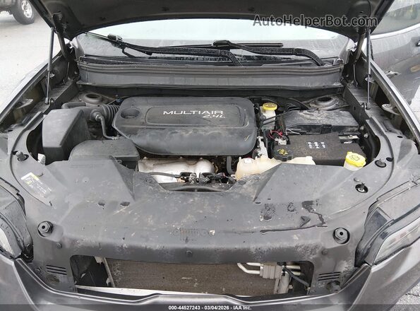 1C4PJLDB3KD190641 2019 JEEP CHEROKEE Gray Rear view