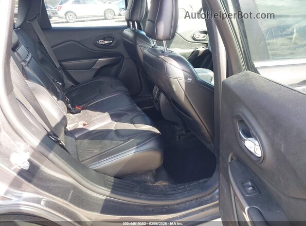 1C4PJLDBXKD376855 2019 JEEP CHEROKEE Gray Вид наклейки з VIN-кодом