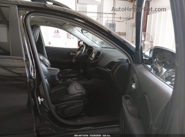 1C4PJLLB0LD645531 2020 JEEP CHEROKEE Black წინა სალონის ხედი