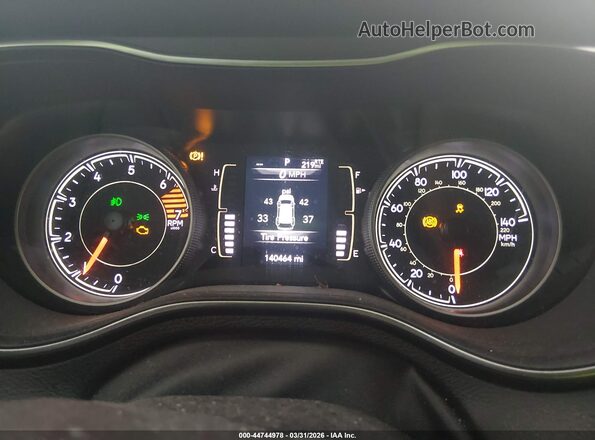 1C4PJLLB4KD392714 2019 JEEP CHEROKEE Белый Вид задних сидений