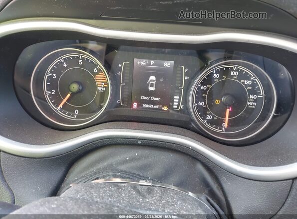 1C4PJLLB7JD503433 2018 JEEP CHEROKEE Black Widok tylnych siedzeń