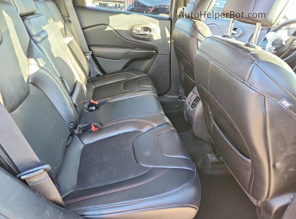 1C4PJMBN6KD310628 2019 JEEP CHEROKEE Burgundy 