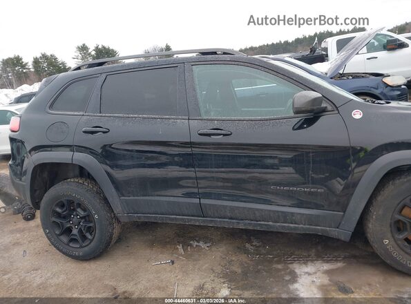 1C4PJMBX3KD141993 2019 JEEP CHEROKEE Black 