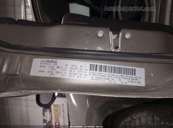 1C4PJMBX7LD612920 2020 JEEP CHEROKEE Gray Engine compartment view