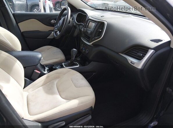 1C4PJMCB4JD515089 2018 JEEP CHEROKEE Черный Вид салона спереди
