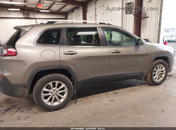 1C4PJMCB4KD406746 2019 JEEP CHEROKEE Brown 