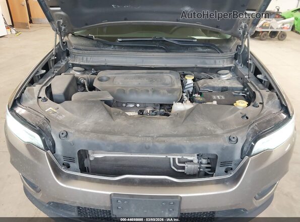 1C4PJMCB4KD406746 2019 JEEP CHEROKEE Brown 