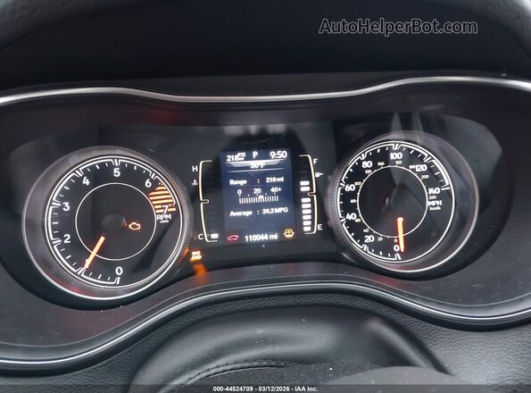 1C4PJMCB5LD612336 2020 JEEP CHEROKEE Красный Вид задних сидений