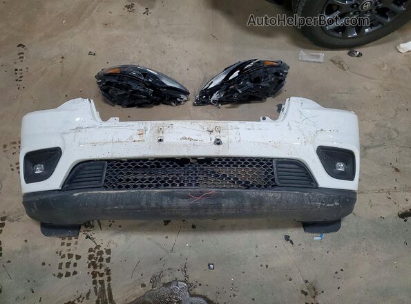 1C4PJMCBXKD231709 2019 JEEP CHEROKEE White 