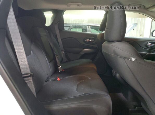 1C4PJMCBXKD231709 2019 JEEP CHEROKEE White 