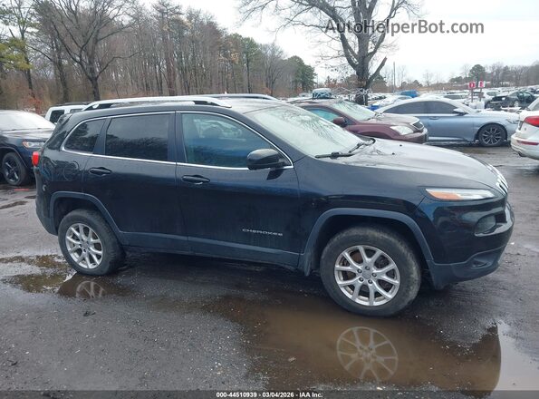 1C4PJMCS2HD216162 2017 JEEP CHEROKEE Black უკანა სალონის ხედი