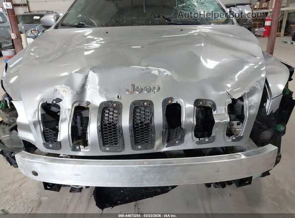 1C4PJMCS6GW278991 2016 JEEP CHEROKEE Silver Vista del cuadro de instrumentos