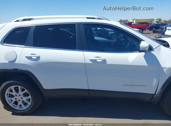 1C4PJMCS9GW259576 2016 JEEP CHEROKEE Белый Вид задней части салона