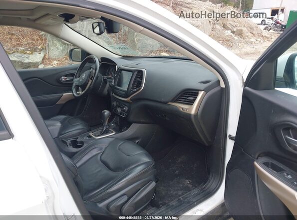 1C4PJMDB7JD603178 2018 JEEP CHEROKEE White 