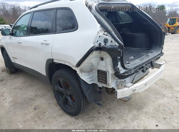 1C4PJMDB7JD603178 2018 JEEP CHEROKEE White 