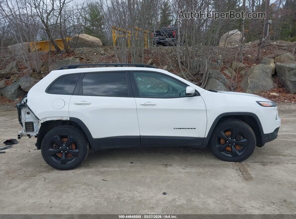 1C4PJMDB7JD603178 2018 JEEP CHEROKEE White 