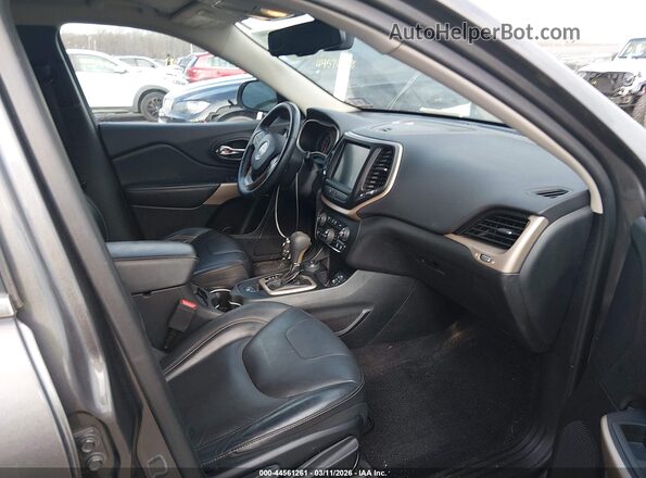 1C4PJMDX7JD599502 2018 JEEP CHEROKEE Gray Widok wnętrza z przodu