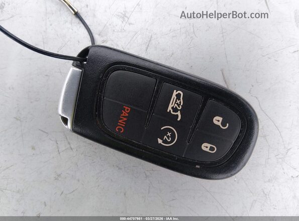 1C4PJMDX8LD656244 2020 JEEP CHEROKEE Gray Widok deski rozdzielczej