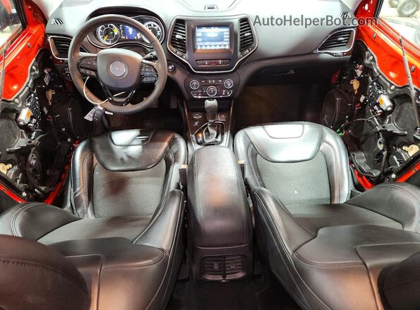 1C4PJMLB4MD233667 2021 JEEP CHEROKEE Red Dashboard view