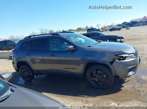 1C4PJMLB9KD299113 2019 JEEP CHEROKEE Gray Vista interior trasera