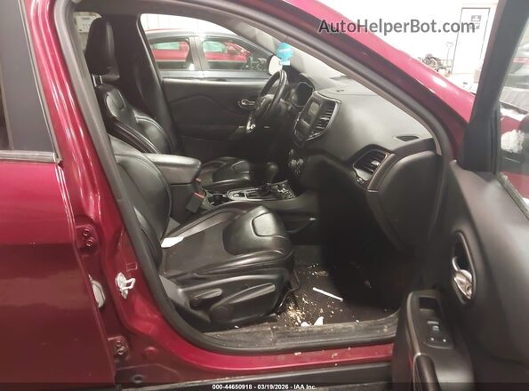 1C4PJMLN1KD224447 2019 JEEP CHEROKEE Red Widok wnętrza z przodu