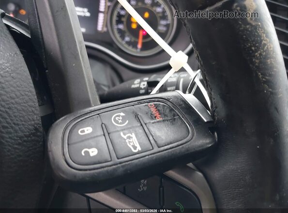 1C4PJMLN5KD172420 2019 JEEP CHEROKEE Gray Առջևի վահանակի տեսք
