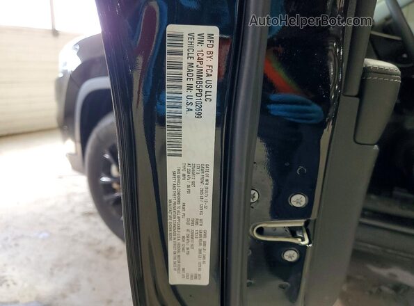 1C4PJMMB5PD102699 2023 JEEP CHEROKEE Black VIN კოდის სტიკერის ხედი
