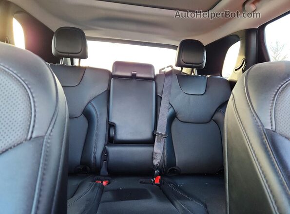 1C4PJMMB8PD103698 2023 JEEP CHEROKEE Белый Вид задних сидений