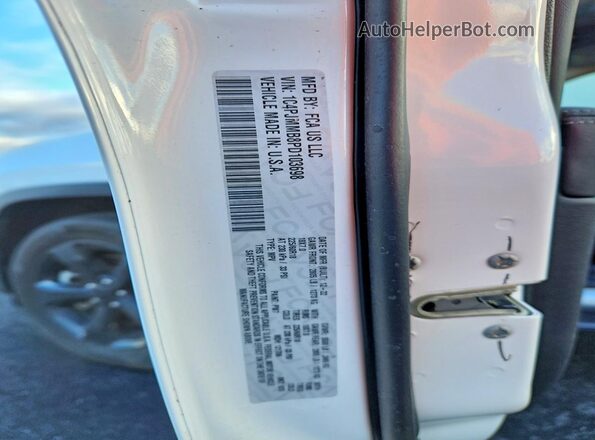 1C4PJMMB8PD103698 2023 JEEP CHEROKEE Белый Вид наклейки с VIN-кодом