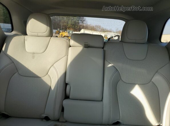 1C4PJMMN9MD143259 2021 JEEP CHEROKEE Gray Rear seats view