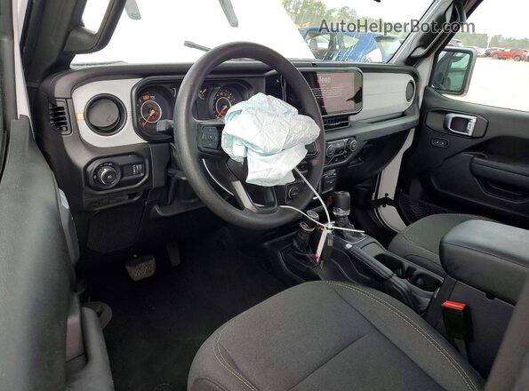1C4PJXAN4SW553782 2025 JEEP WRANGLER White Widok deski rozdzielczej