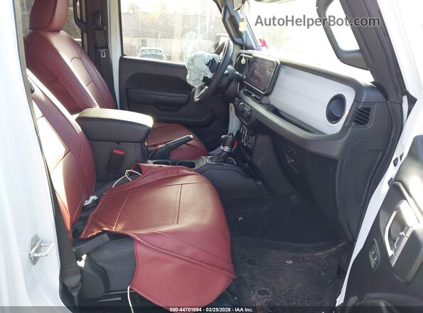 1C4PJXDG2RW314383 2024 JEEP WRANGLER White Widok wnętrza z przodu