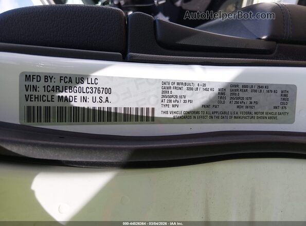 1C4RJEBG0LC376700 2020 JEEP GRAND CHEROKEE White Engine compartment view
