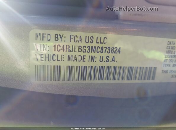 1C4RJEBG3MC873824 2021 JEEP GRAND CHEROKEE Silver Vista del compartimento del motor