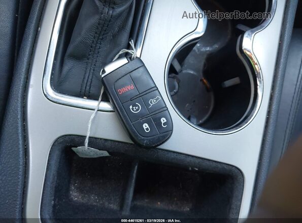 1C4RJEBG5KC656191 2019 JEEP GRAND CHEROKEE Серый Вид панели приборов