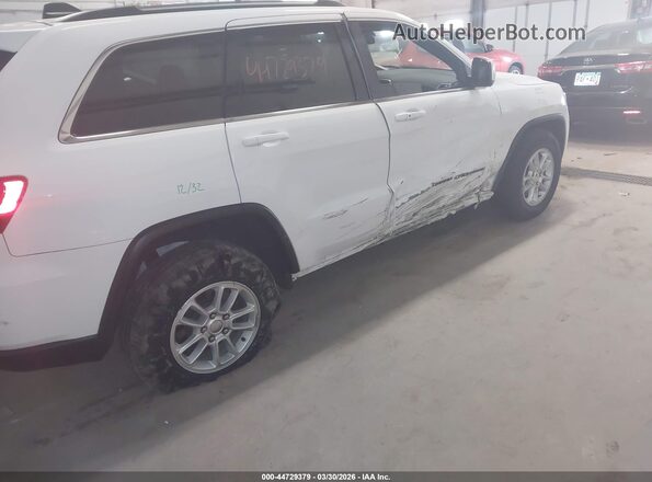 1C4RJFAG1JC107318 2018 JEEP GRAND CHEROKEE Белый Вид спереди