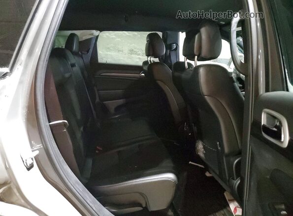 1C4RJFAG1MC875708 2021 JEEP GRAND Silver Vista interior trasera
