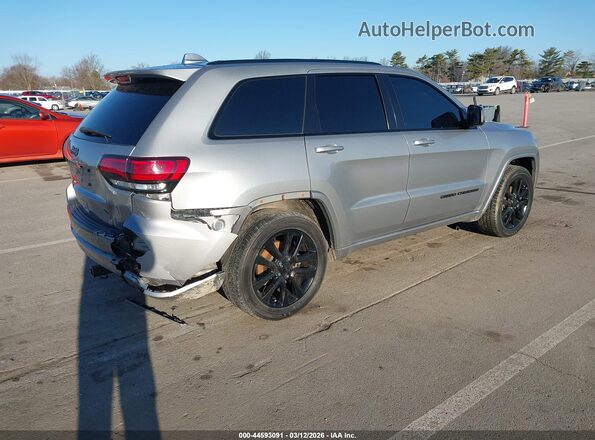 1C4RJFAG2HC855926 2017 JEEP GRAND CHEROKEE Silver 