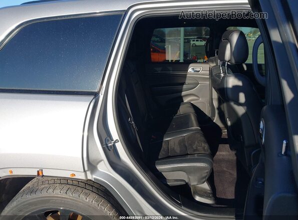 1C4RJFAG2HC855926 2017 JEEP GRAND CHEROKEE Silver 