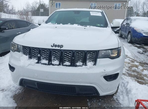 1C4RJFAG6JC295947 2018 JEEP GRAND CHEROKEE White უკანა სალონის ხედი