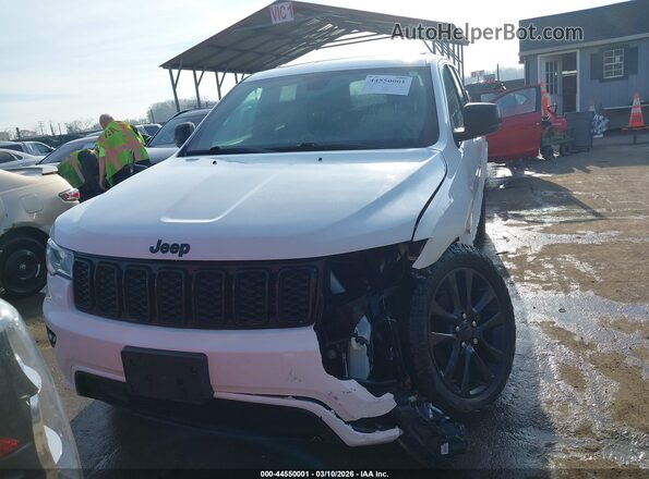 1C4RJFAG9JC476962 2018 JEEP GRAND CHEROKEE White Widok wnętrza z tyłu