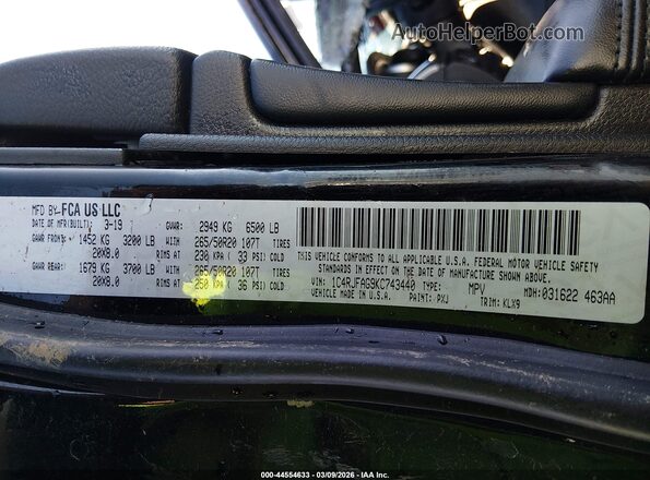 1C4RJFAG9KC743440 2019 JEEP GRAND CHEROKEE Black ძრავის განყოფილების ხედი