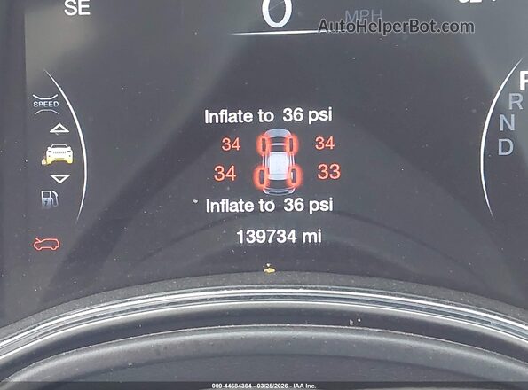 1C4RJFBG8JC216079 2018 JEEP GRAND CHEROKEE Red Հետևի նստատեղերի տեսք