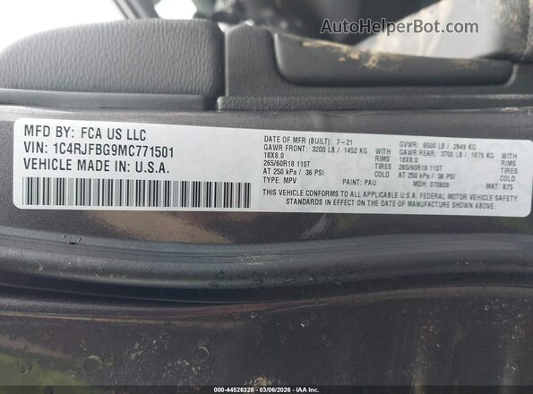 1C4RJFBG9MC771501 2021 JEEP GRAND CHEROKEE Gray Widok komory silnika