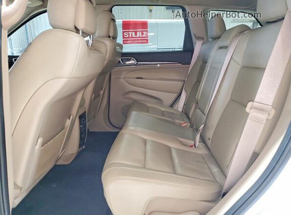 1C4RJFBGXJC401864 2018 JEEP GRAND White Vista interior trasera
