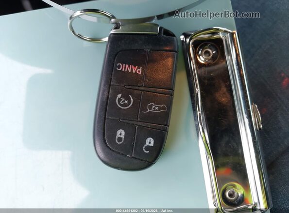 1C4RJFBT1HC823528 2017 JEEP GRAND CHEROKEE Черный Вид панели приборов