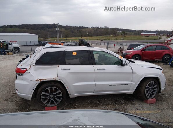 1C4RJFCGXHC755165 2017 JEEP GRAND CHEROKEE White Widok wnętrza z tyłu