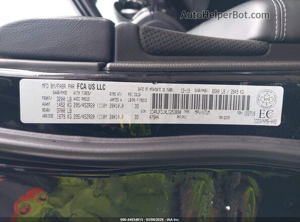 1C4RJFDJXLC253890 2020 JEEP GRAND CHEROKEE Black Widok komory silnika